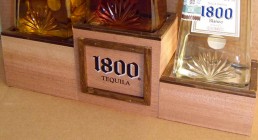 Espositori tequila 1800 - dettaglio